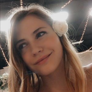 Meet your Posher, Angelina